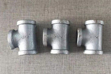 এএনএসআই হ'ল টি ম্যারেবল আয়রন পাইপ ফিটিং