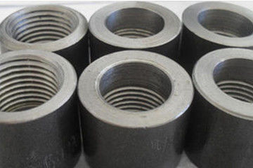 2000 এলবি 2 মিমি সিএস নকল ইস্পাত থ্রেডড কাপলিং